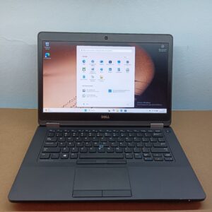 DELL Latitude e5470 i5-6300U 128GB NVME 4GB RAM